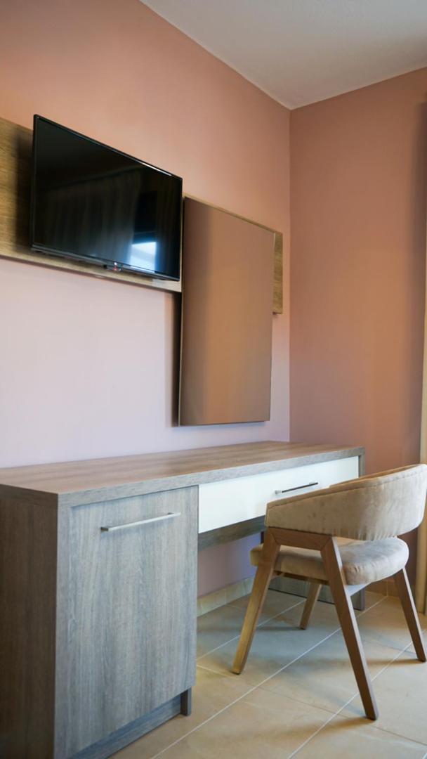 Agnes Deluxe Hotel เปฟโกโฮรี ห้อง รูปภาพ