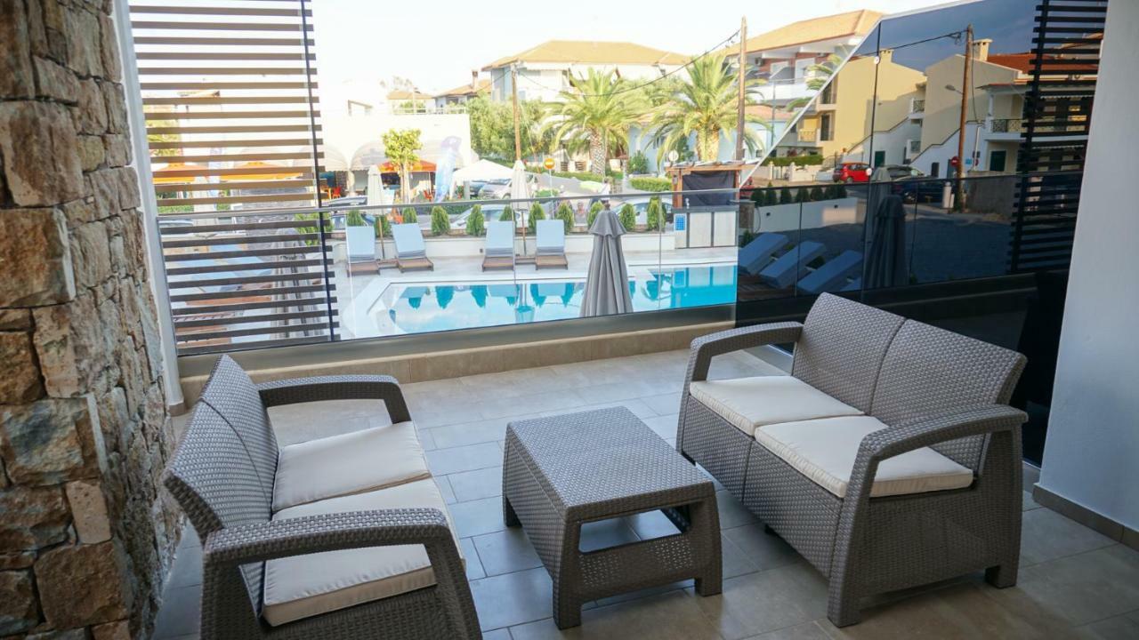 Agnes Deluxe Hotel เปฟโกโฮรี ภายนอก รูปภาพ